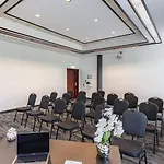 Plaza Premium Hotel 4*