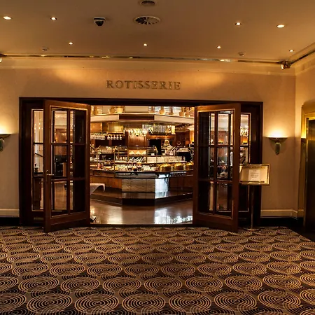 Western Plaza Hotel 4*