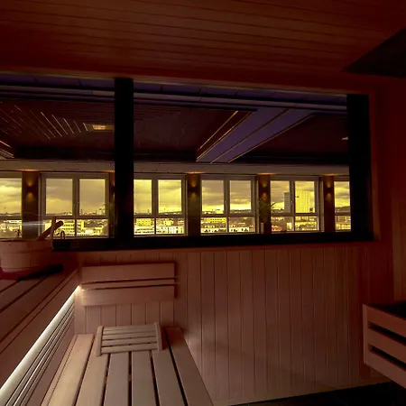 Plaza Premium Darmstadt 4*