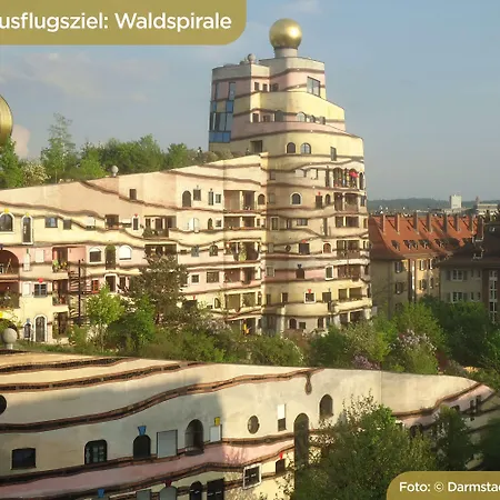Western Plaza Hotel 4*