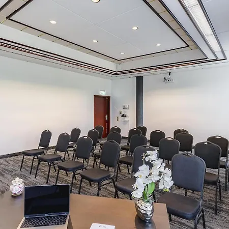 Plaza Premium Darmstadt Hotel 4*