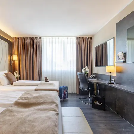 Plaza Premium 4* ダルムシュタット
