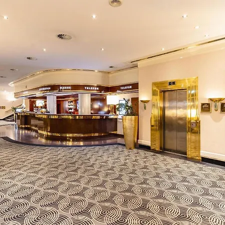 Plaza Premium 4* ダルムシュタット