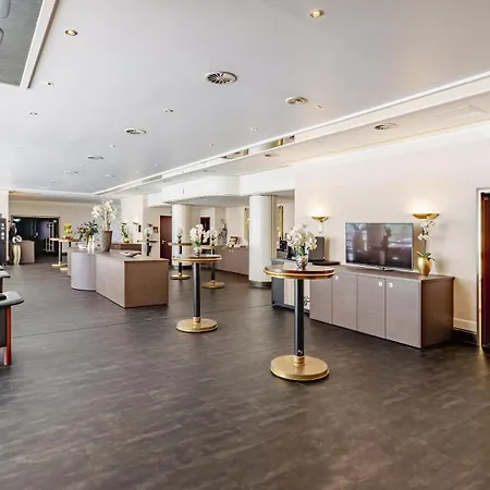 Plaza Premium ダルムシュタット