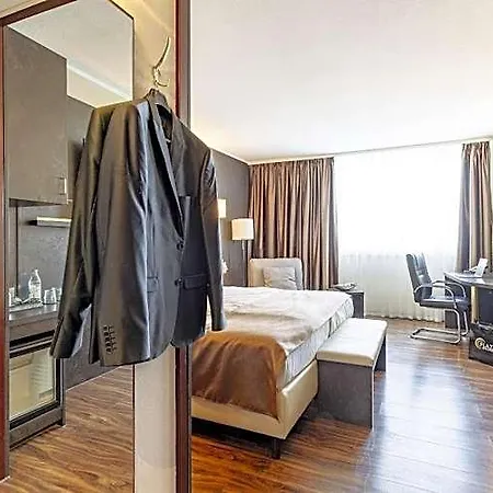 Plaza Premium Hotel Darmstadt