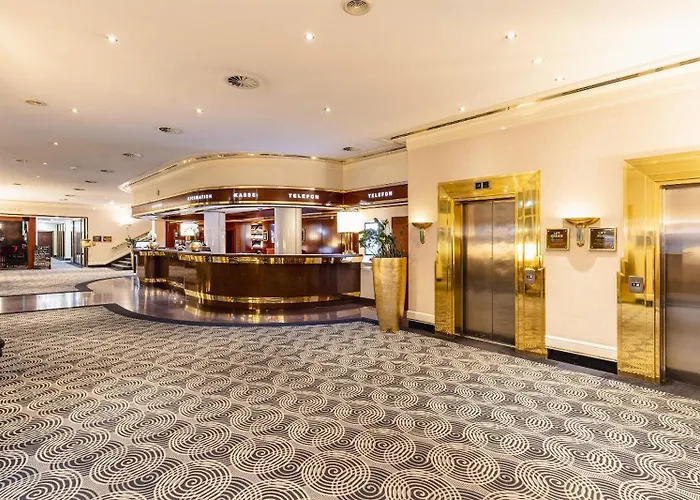 Plaza Premium 4* Darmstadt